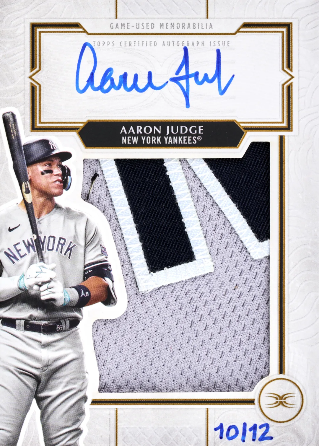 2025 Topps Definitive Baseball Collector's Guide
